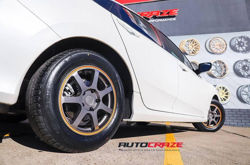 HONDA CIVIC MR132 MATTE GREY ORANGE STRIPE